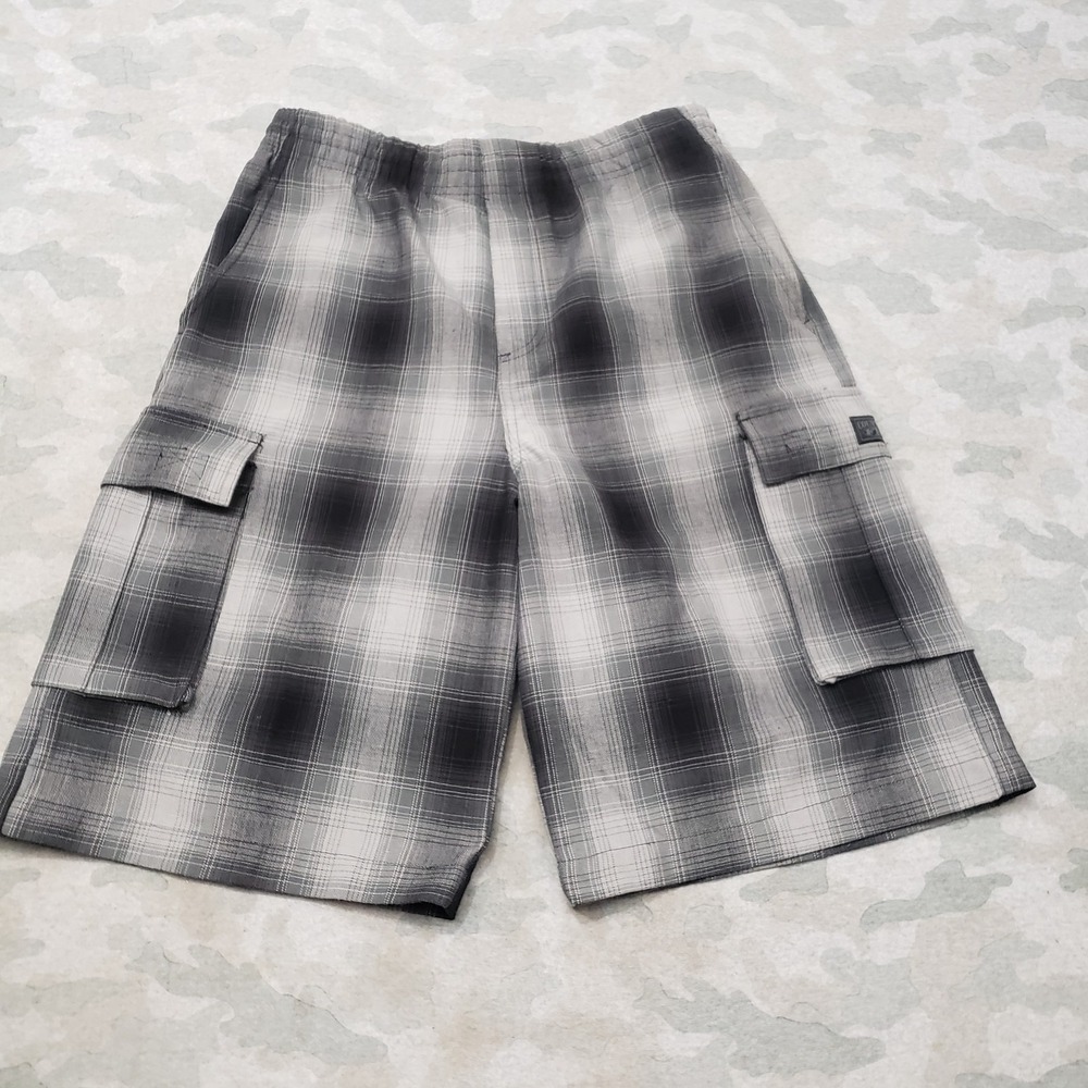 FB County Shorts Mens Medium Gray Cargo Pockets Drawstring Shadow Plaid Checker